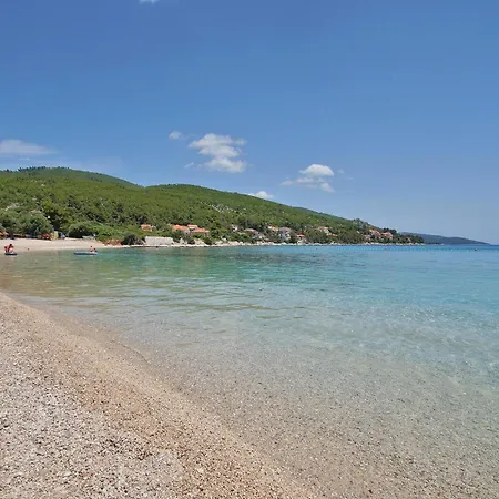 Apartment 2 Bedroom Beautiful In Blato